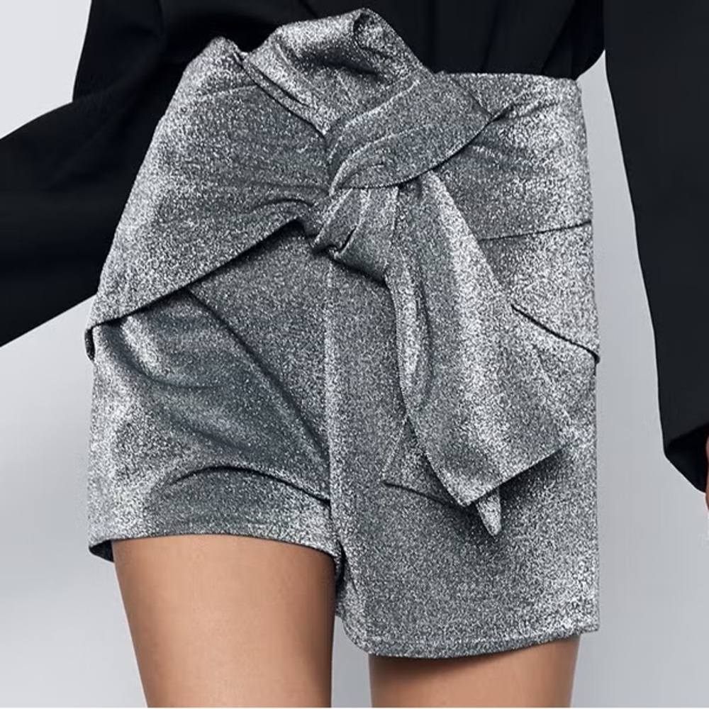 Zara Shimmer Bow Short